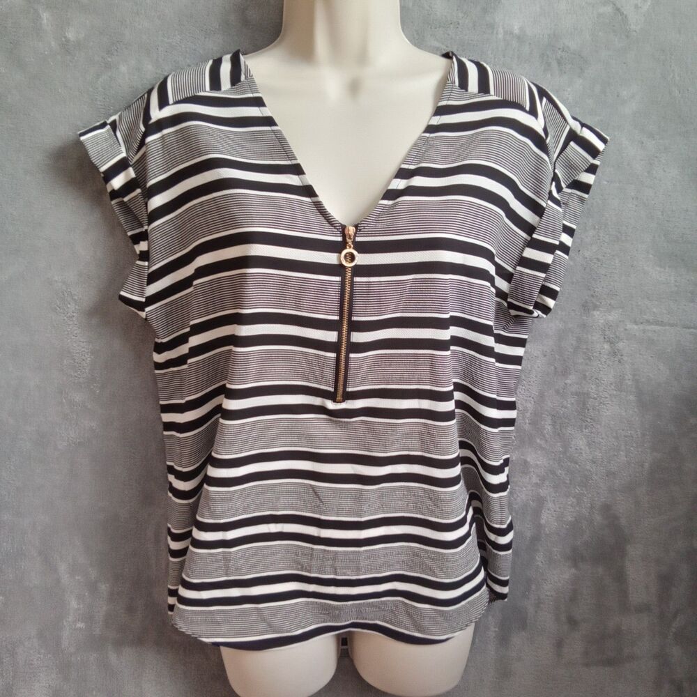 Calvin Klein Women‎ Medium Black And White Striped Short Sleeve Pullover Zip...